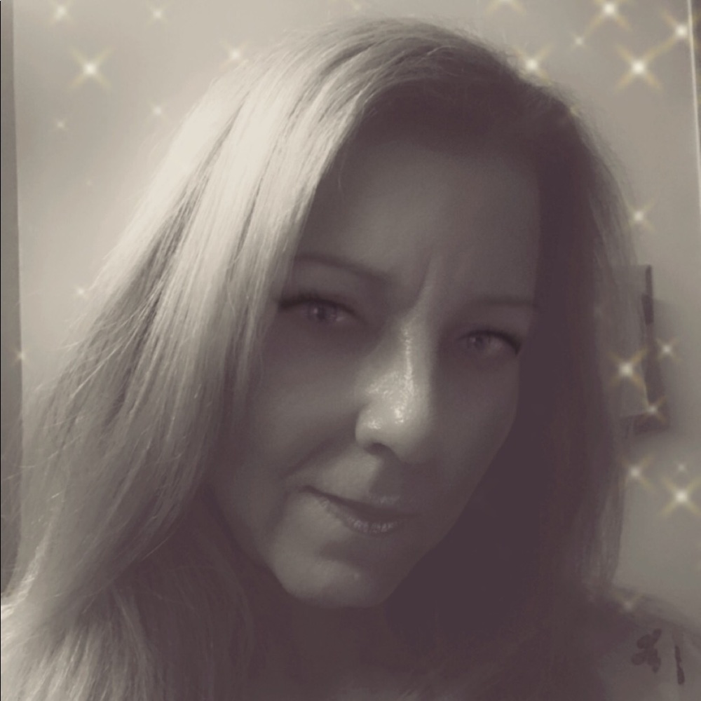 Meet your Posher, Michele
